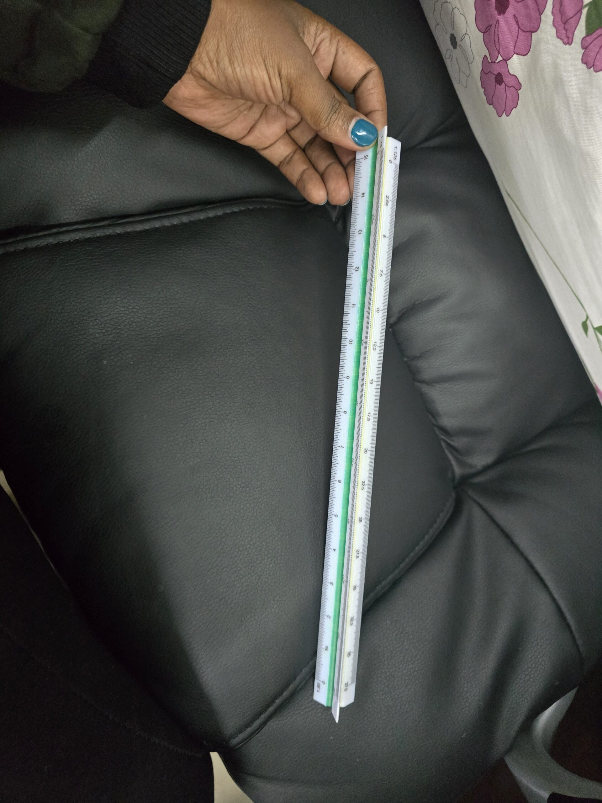 1000052749-scaled-1.jpg KNYOZI RULER - Image 1