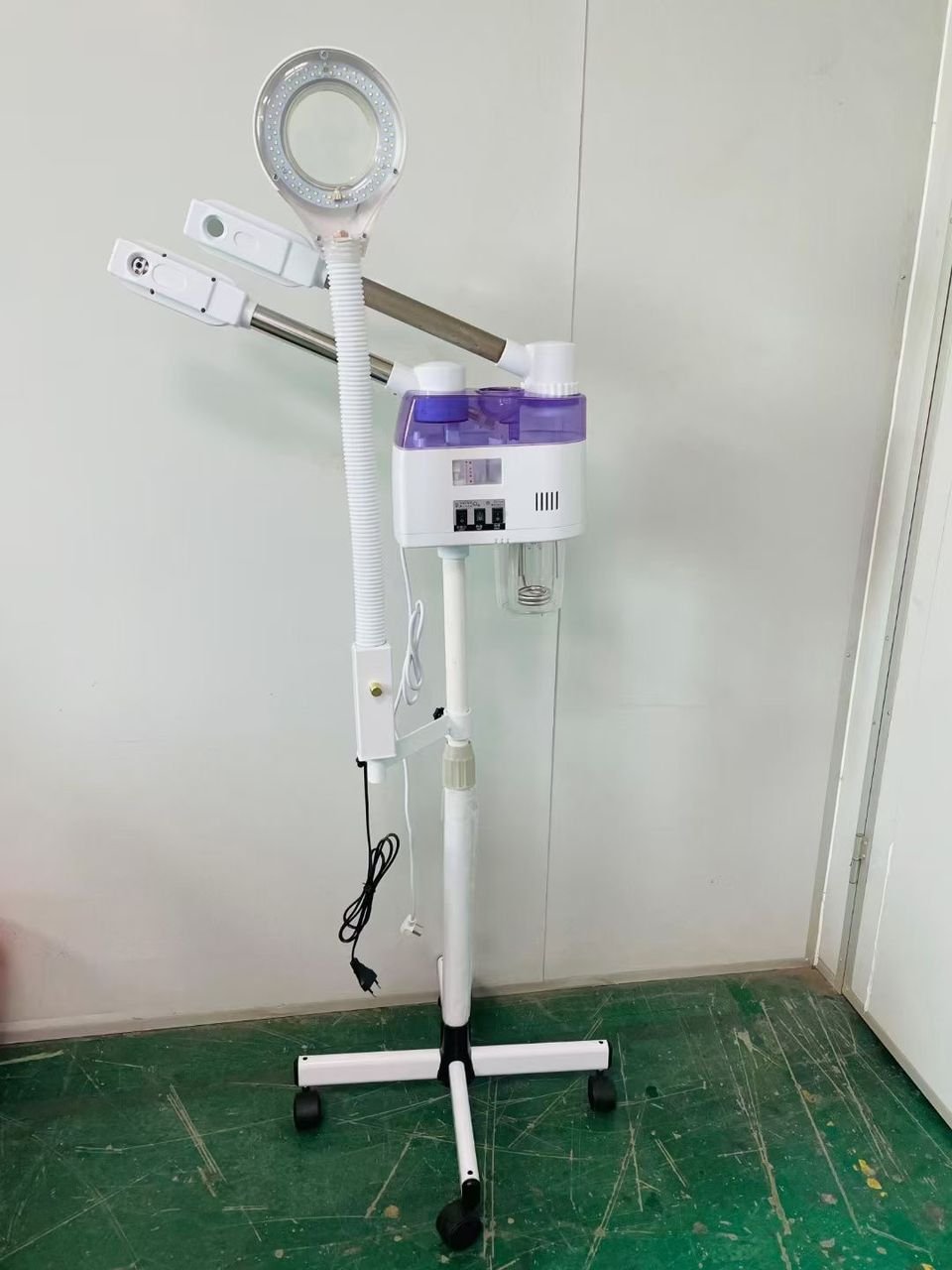 1000144326.jpg 3 in 1 Facial machine - Image 1